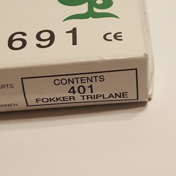 Legends of the AIR 404 Fokker Triplane Model Wooden Aircraft Miniature Model Kit - Picture 6 of 7